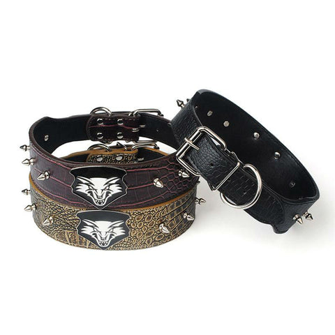 Charming Wolf Spiked Dog Collar